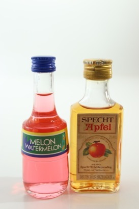(1) Mixed Miniatures, 2 Bottles Sold as One Lot