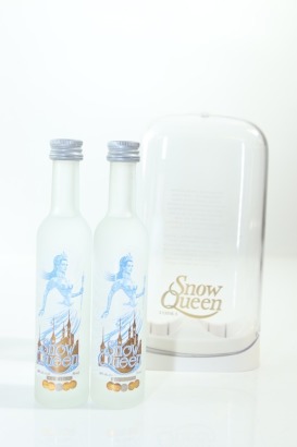 (1) Snow Queen Vodka Miniatures, 2 Bottles Sold as One Lot (GB)