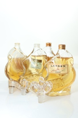 (1) Larsen Cognac Crystal Decanter Miniatures, 4 Bottles Sold as One Lot