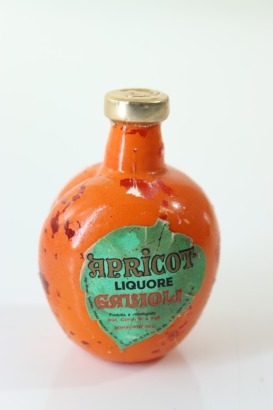 (1) Gavioli Apricot Liquore Ceramic Decanter Miniature