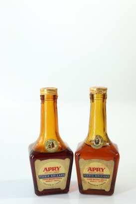 (1) Marie Brizard Apry Miniatures, 2 Bottles Sold as One Lot