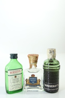 (1) Mixed Gin Miniatures, 3 Bottles Sold as One Lot