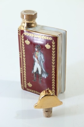 (1) Bi-Centenaire de L'Empereur Napoleon Book Cognac Miniature