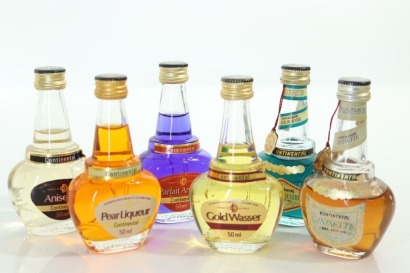 (1) Mixed Continental Miniatures, 6 Bottles Sold as One Lot
