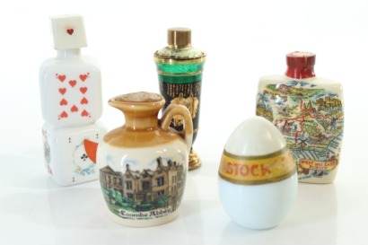 (1) Mixed Ceramic Miniatures, 5 Bottles Sold as One Lot