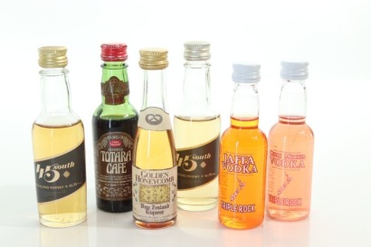 (1) Mixed Aotearoa NZ Made Miniatures, 6 Sold as One Lot