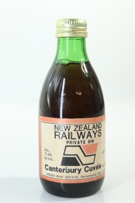 (1) New Zealand Railways Private Bin, Canterbury Cuvee, Giesen Wine Estate, 250ml