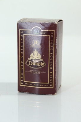(1) Dimple 15 Years Old De Luxe Scotch Whisky Miniature