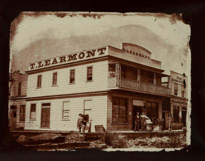 UNKOWN PHOTOGRAPHER West Coast History Museum