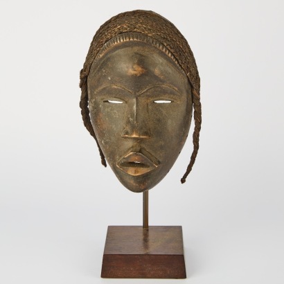 A Dan Mask