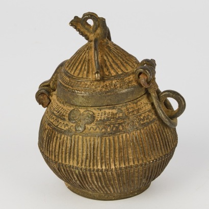 A Bronze Alloy Antique Indian Storage Pot