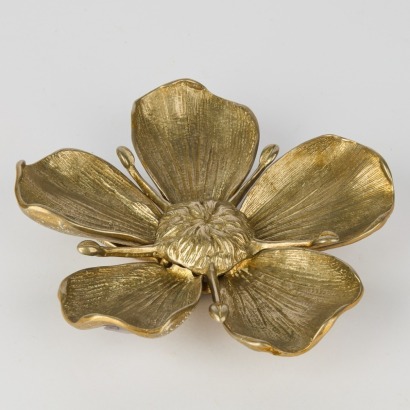 An Antique Flower Ashtray