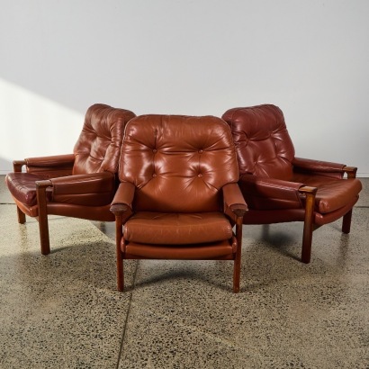 A Set of Three Genuine Leather Armchairs by Fred Lowen for Tessa
