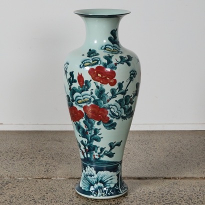 A Large Vintage Chinese Ceramic Floor Vase
