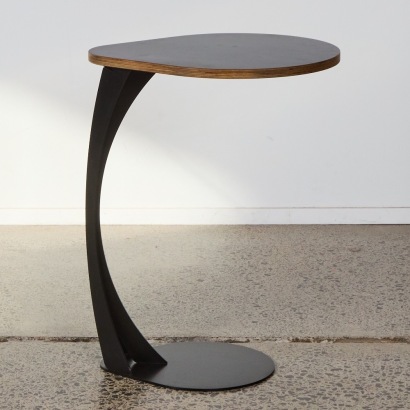 An Enterprise Accent Table by IQ Commercial for PLN Group