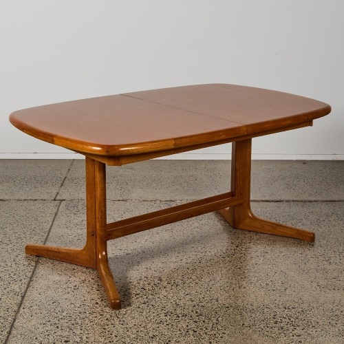A Danske Mobler Extendable Dining Table