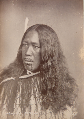 UNKNOWN PHOTOGRAPHER Portrait of a Māori wahine with an incised moko kauae and identified as Uganui Totaua