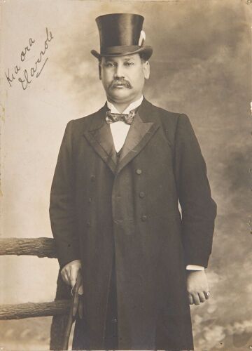 HEMUS & HANNA Portrait of MP James Carroll