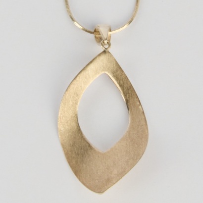 A Sterling Silver Necklace and Chain