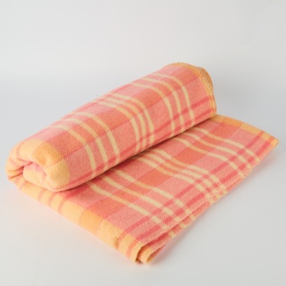 A Vintage Dreamwarm Blabket made for Rendells Ltd