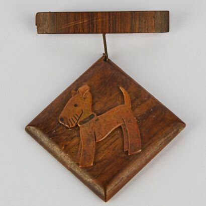 A 1940s Wooden Bar Pin Scotty Dog Brooch