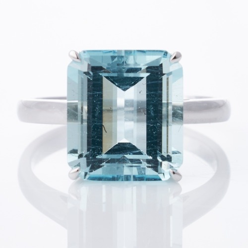 18ct White Gold, 6.74ct Modern, Aquamarine Cocktail Ring - Near new