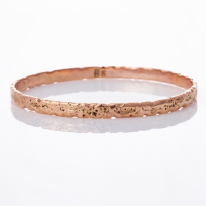 9ct Rose Gold, 4.86mm, Round, Hammered Finish Bangle