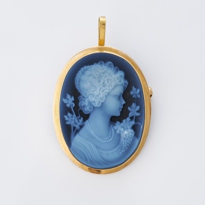 18ct Yellow Gold, Hand Carved, Onyx Cameo Brooch / Pendant