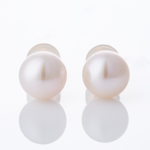 La Perle, 18ct Yellow Gold, 7mm Akoya-Type Pearl Stud Earrings with Box