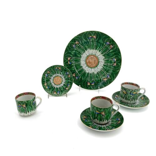 Chinese Canton Famille Rose 'Cabbage' Cups and Saucers