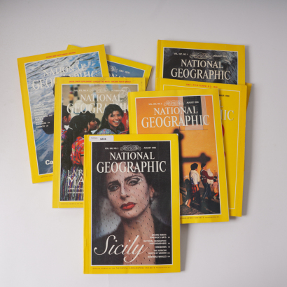 Magazine Collection: NATIONAL GEOGRAPHIC