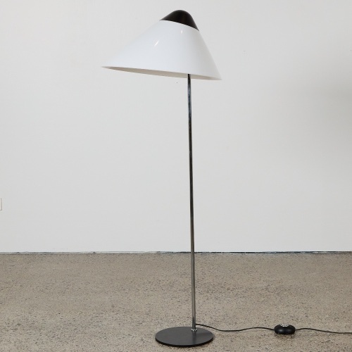 A Pandul Opala X-Large Floor Lamp