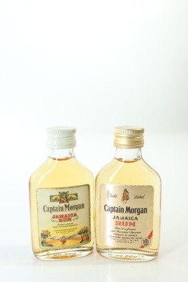 (1) Mixed Rum Miniatures, 2 Bottles Sold as One Lot