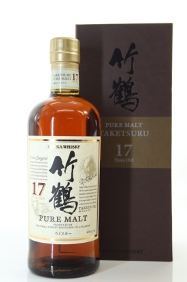 (1) Nikka Taketsuru Pure Malt 17 Year Old Blended Japanese Malt Whisky, 43% ABV (GB)