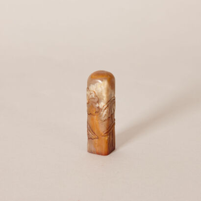 A Chinese Soapstone Carved 'Lotus-leaf' Seal