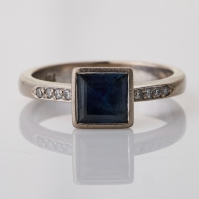 18ct White Gold, 1.20ct Sapphire / 0.06ct Diamond Ring