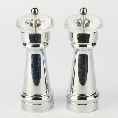 A Set of Salt & Pepper Grinders by William Bounds Made in USA
