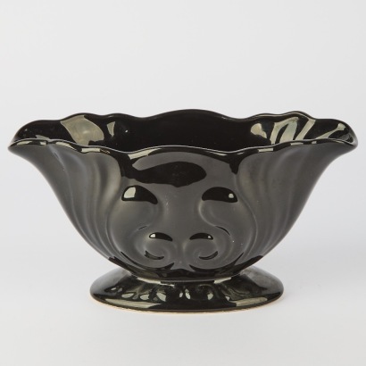 A Crown Lynn #2078 Scroll Mantle Vase in Rare Black (Titian PB.104)
