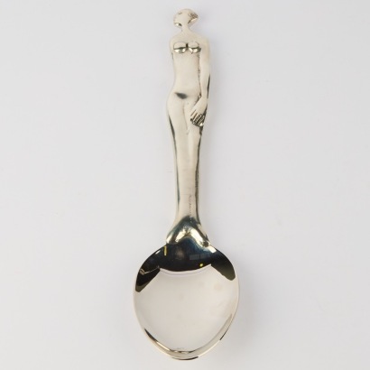 A Carol Boyes Nude Form Serving Spoon
