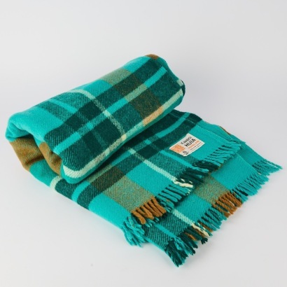 A Pure Wool Huia Travel Rug, Dunedin