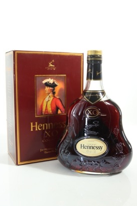 (1) Hennessy XO, Cognac, 40% ABV, 1500ml, Bottled in March 2000 (Hong Kong Duty Free) (GB)