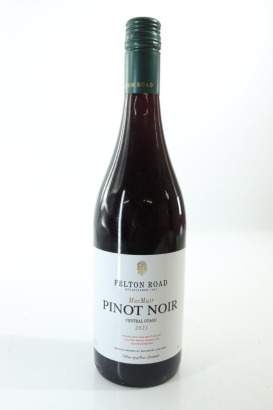(1) 2021 Felton Road MacMuir Pinot Noir, Central Otago [JR17.5]