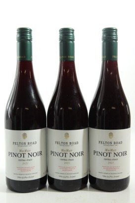 (3) 2021 Felton Road MacMuir Pinot Noir, Central Otago [JR17.5]