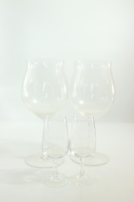(1) Riedel Sommeliers 400/16 Bourgogne Grand Cru Glasses and ARC France Sancerre Miniature Glasses, 4 Glasses Sold as One Lot
