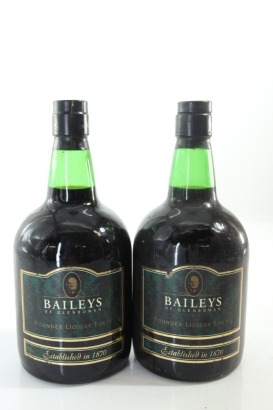 (2) Baileys of Glenrowan Founder Liqueur Tokay, Glenrowan, 18% ABV &diams;