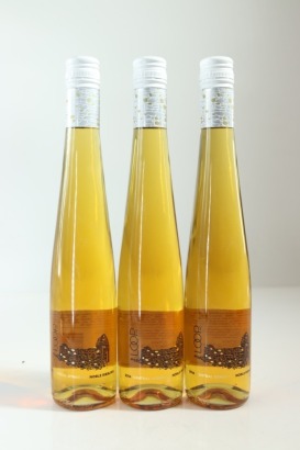(3) 2016 Quartz Reef 'Loop Rd' Noble Riesling, Central Otago, 375ml &diams;