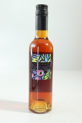 (1) 2003 Lillypilly Estate Noble Muscat of Alexandria, Leeton, 375ml &diams;