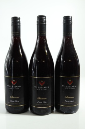 (3) 2013 Villa Maria Reserve Pinot Noir, Marlborough &diams;