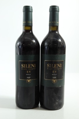 (2) 2000 Sileni Estates 'Exceptional Vintage - Exceptional Selection' Merlot, Hawke's Bay &diams;