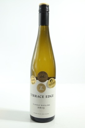 (1) 2013 Terrace Edge Classic Riesling, Waipara Valley &diams;